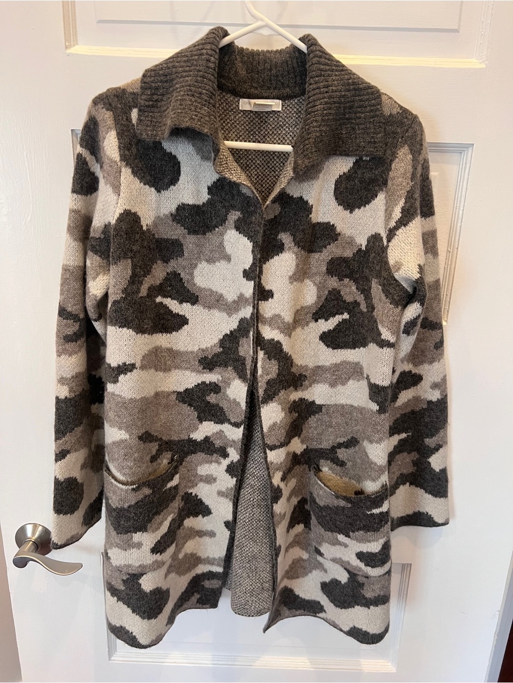 Christian Siriano Gray Camo Open-Front Cardigan with pockets